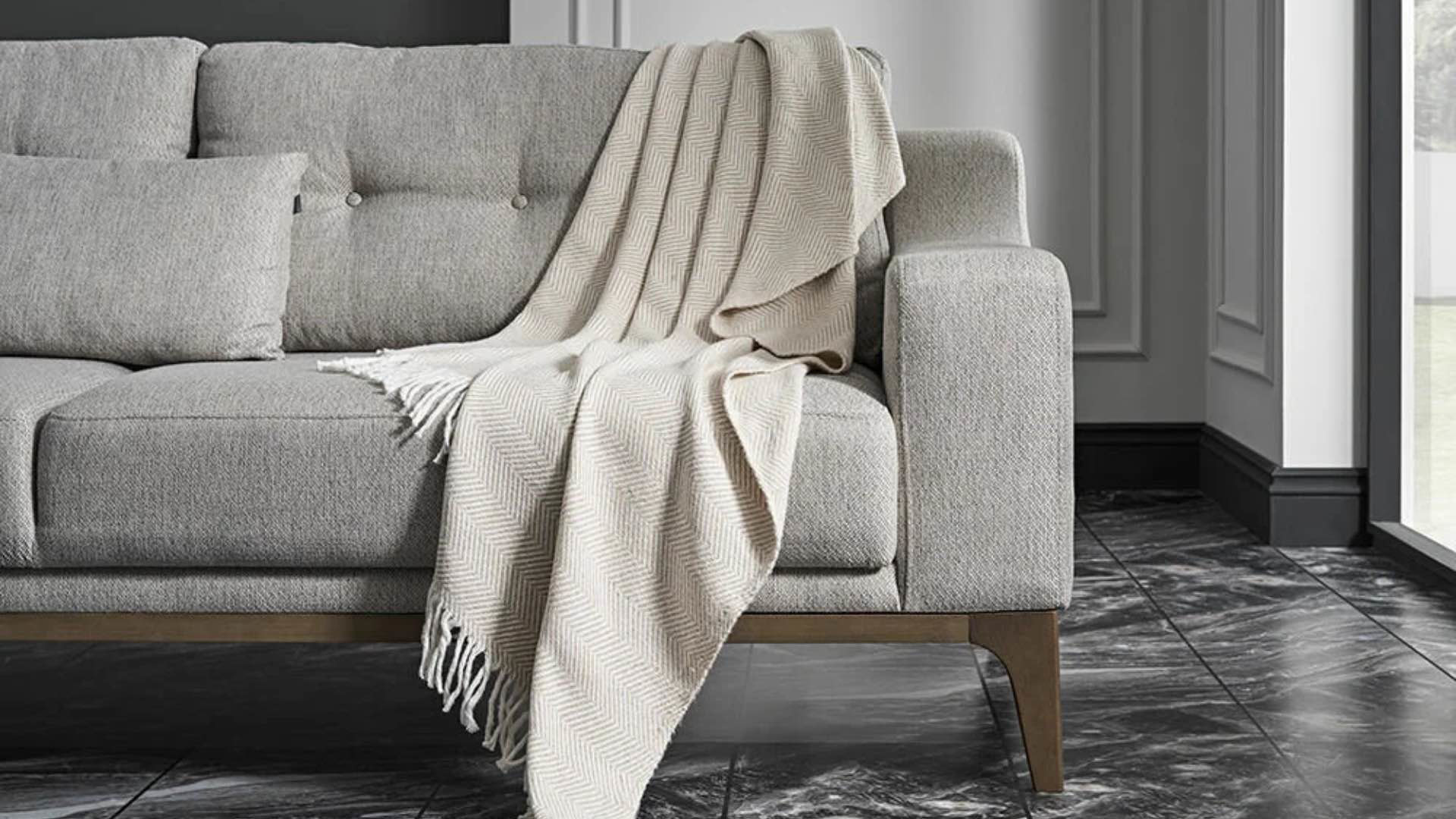 Serra Beige Blanket