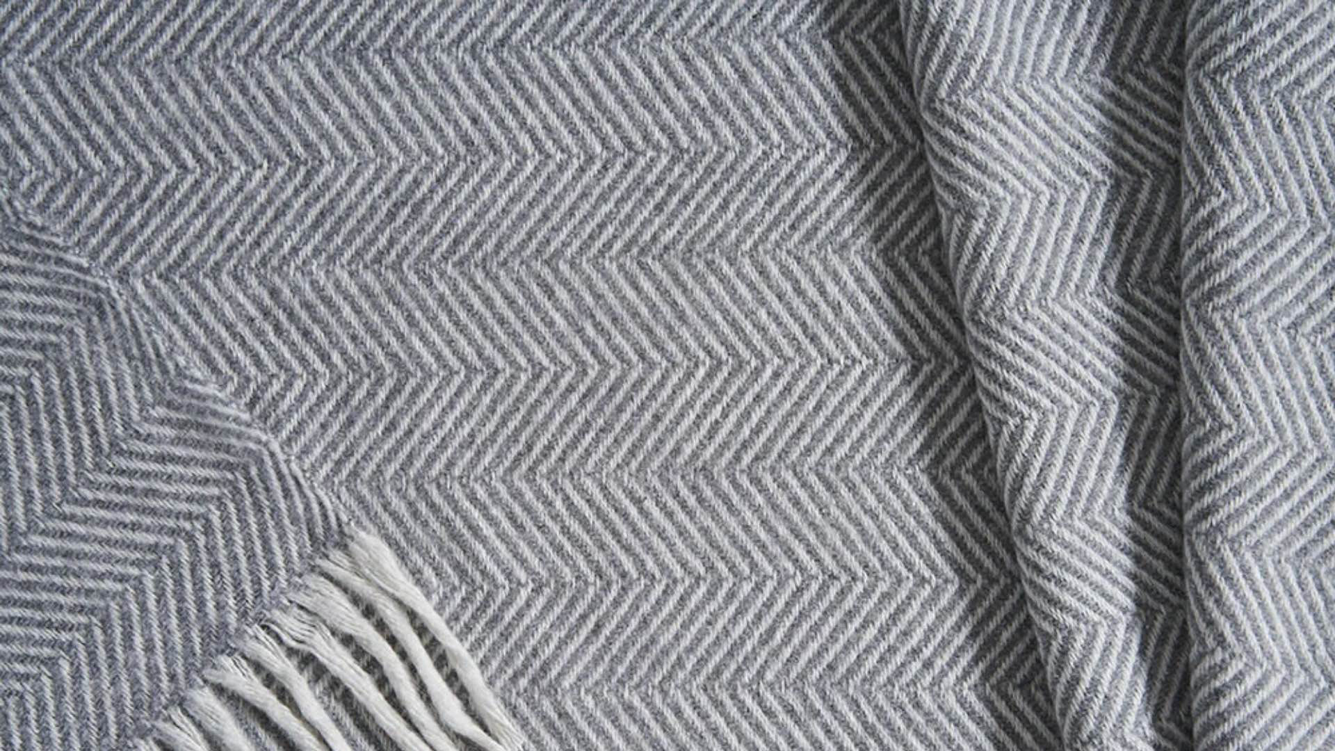 Serra Grey Blanket